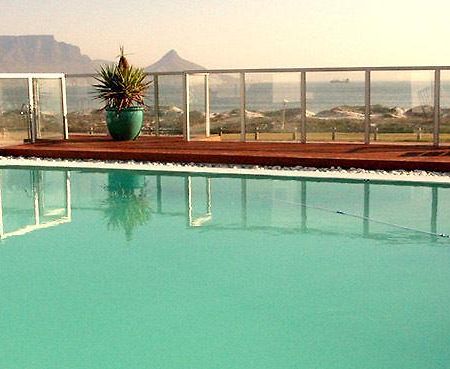 Blouberg Beachfront Accommodation 布鲁堡史特兰 外观 照片