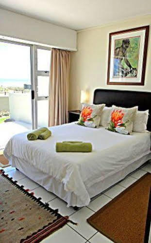 Blouberg Beachfront Accommodation 布鲁堡史特兰 外观 照片