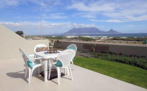 Blouberg Beachfront Accommodation 布鲁堡史特兰 外观 照片